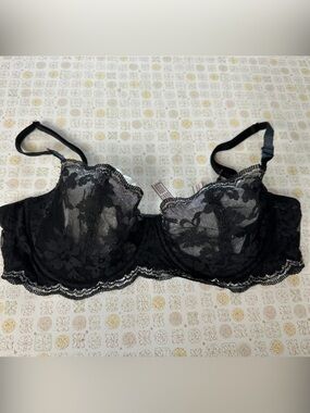 Victoria’s Secret Black Lace Bra